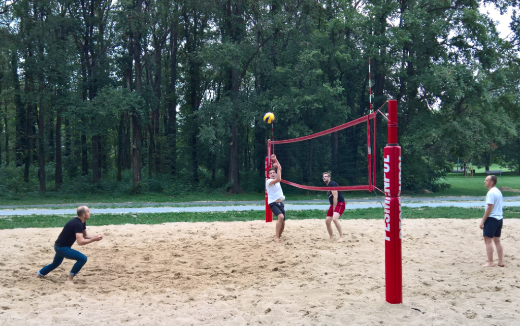 Łukasz playing volleyball